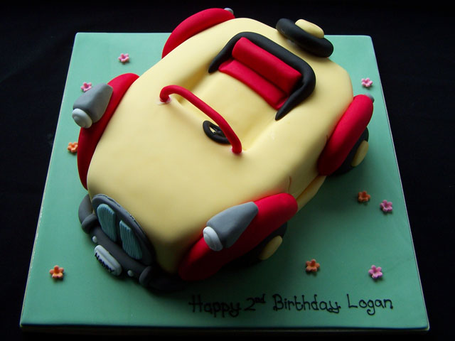 Noddy's Car Cake | Novelty Cakes