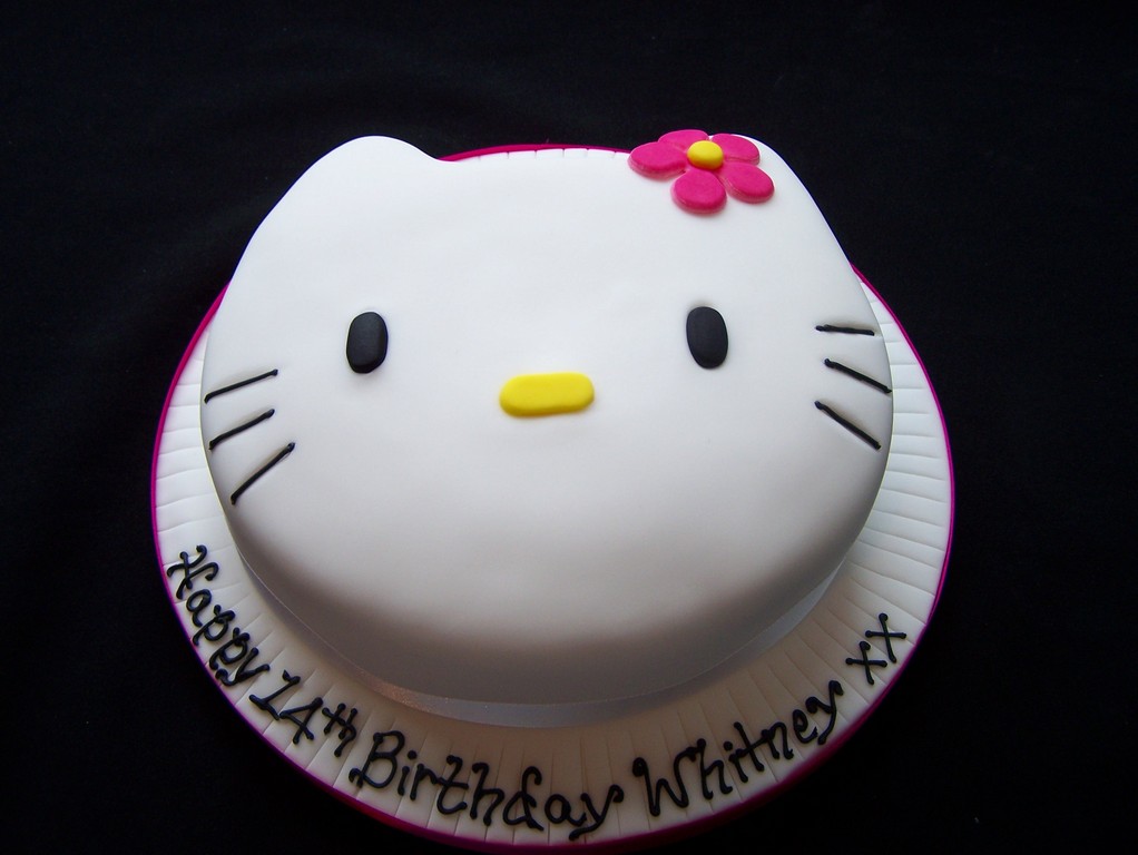 Hello Kitty Face Cake | Children Cakes