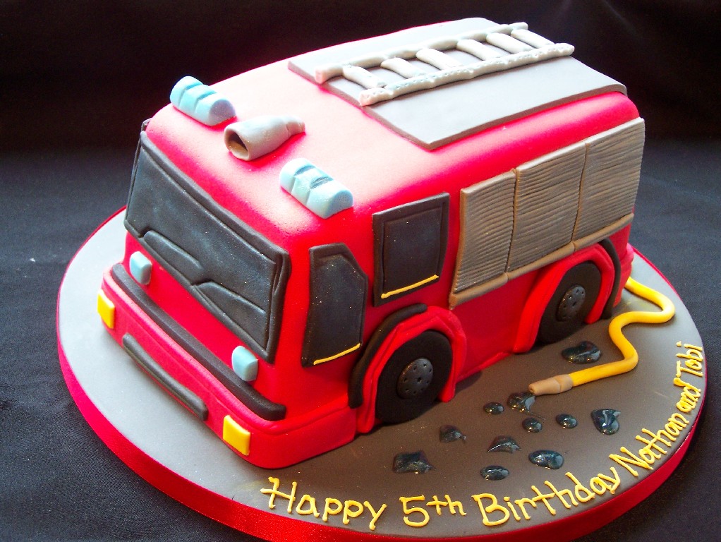 Fire Engine Cake | Novelty Cakes