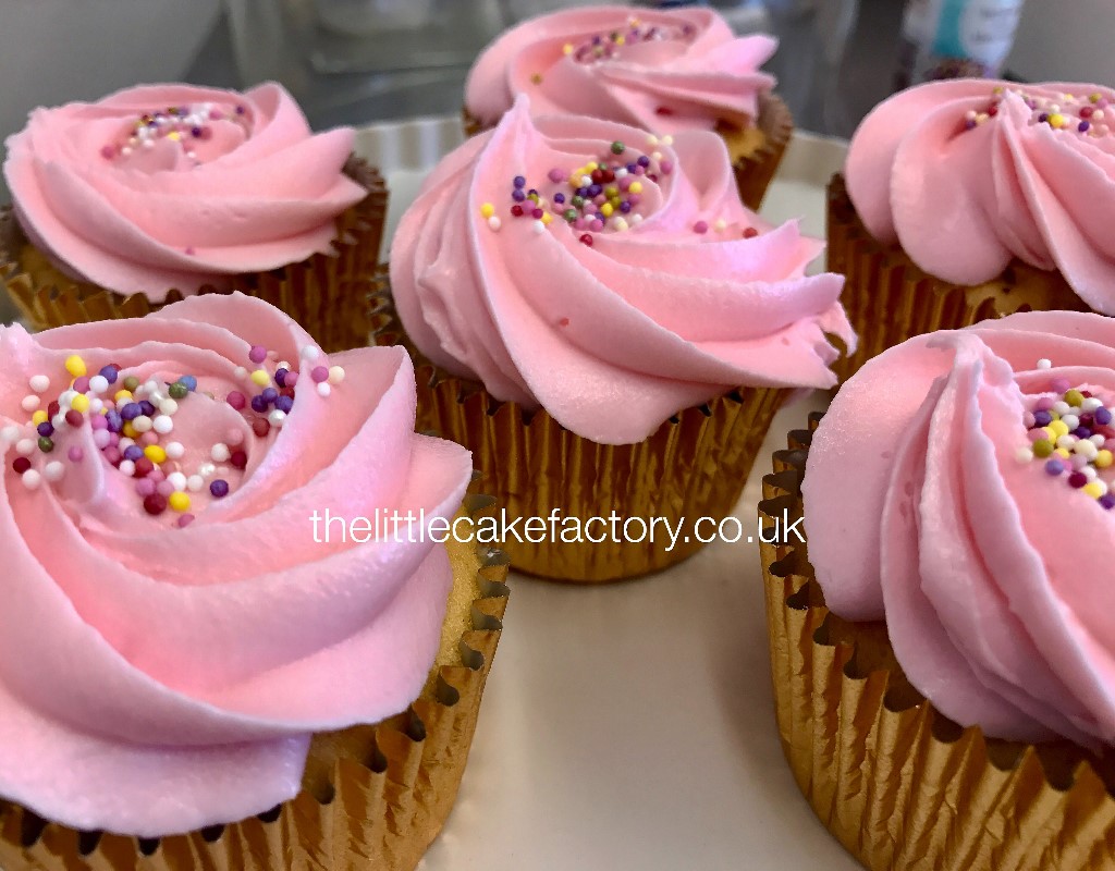 Pink Sprinkle Cake |  Cakes