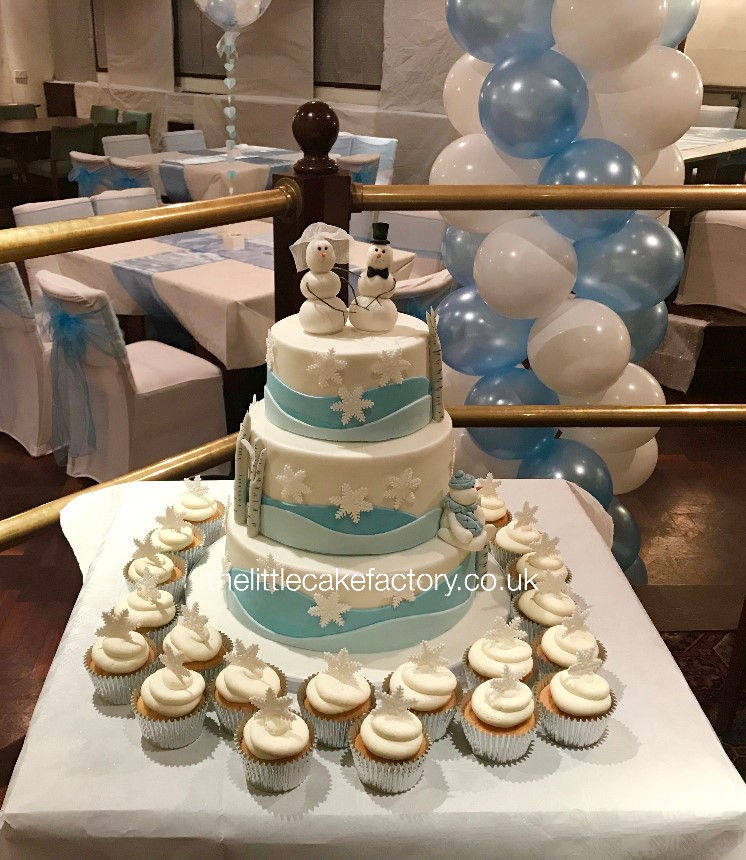 Snowman Bride & Groom Cake |  Cakes
