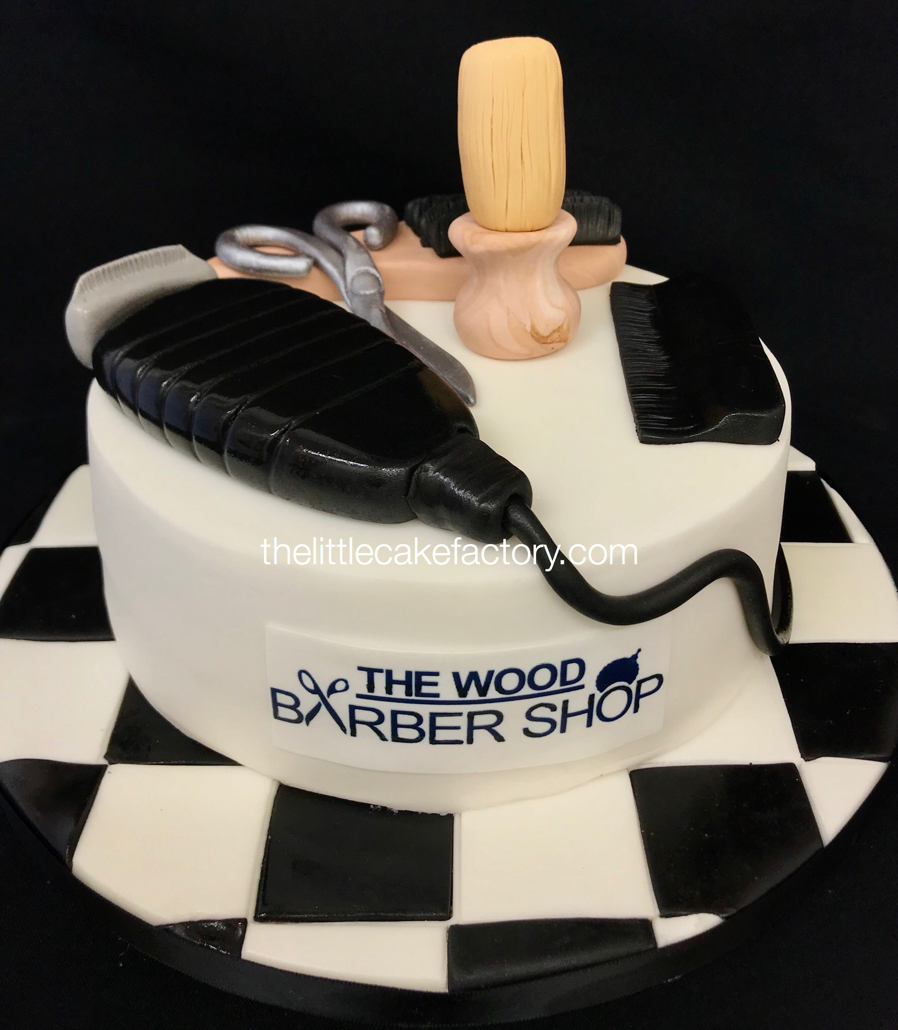 barber male grooming Cake | Novelty Cakes