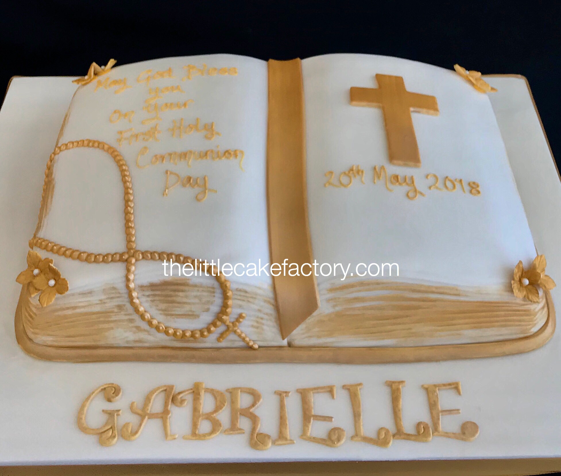 gold bible Cake | Religious Cakes
