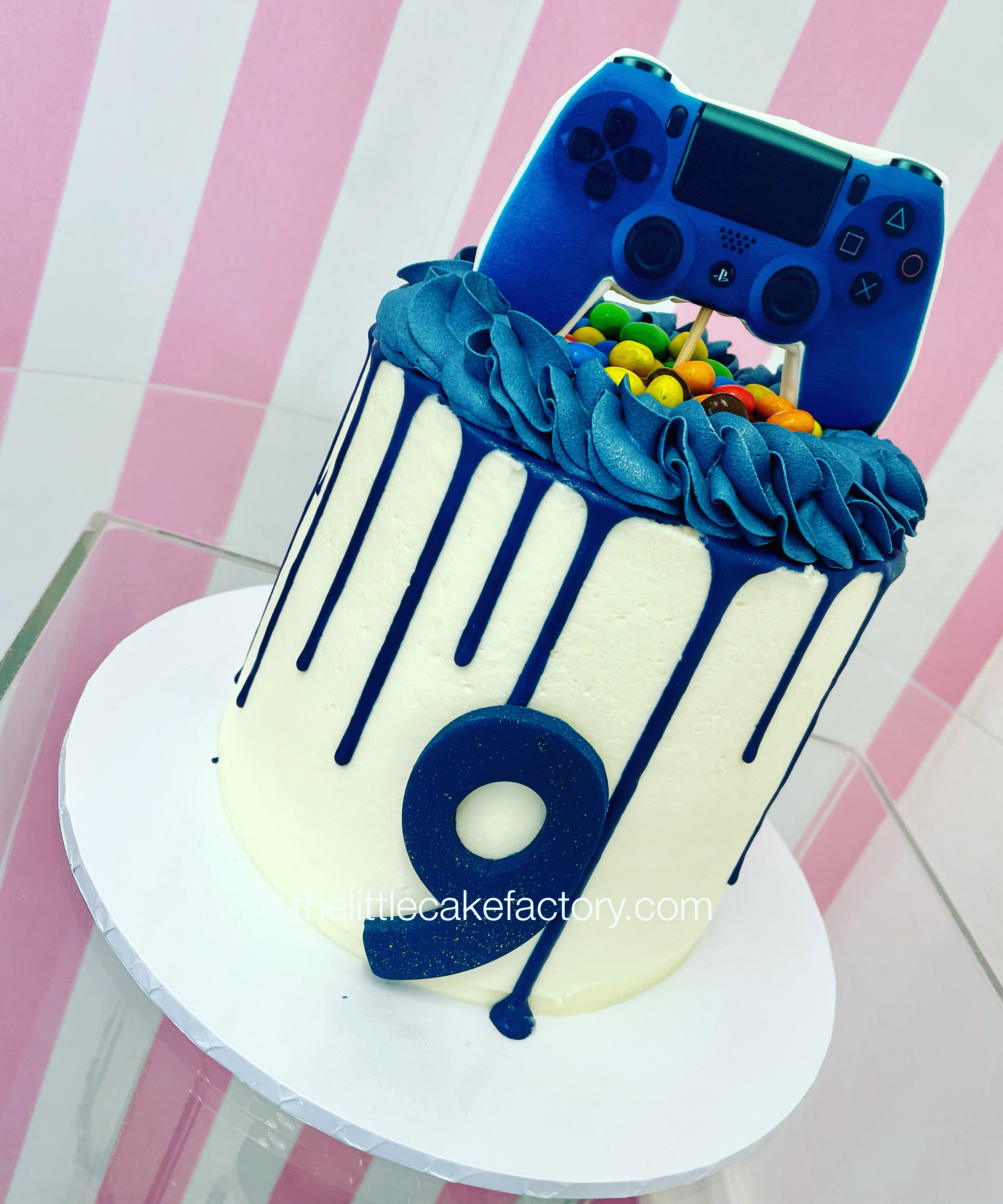 ps5 drip cake Cake | Drip Cakes