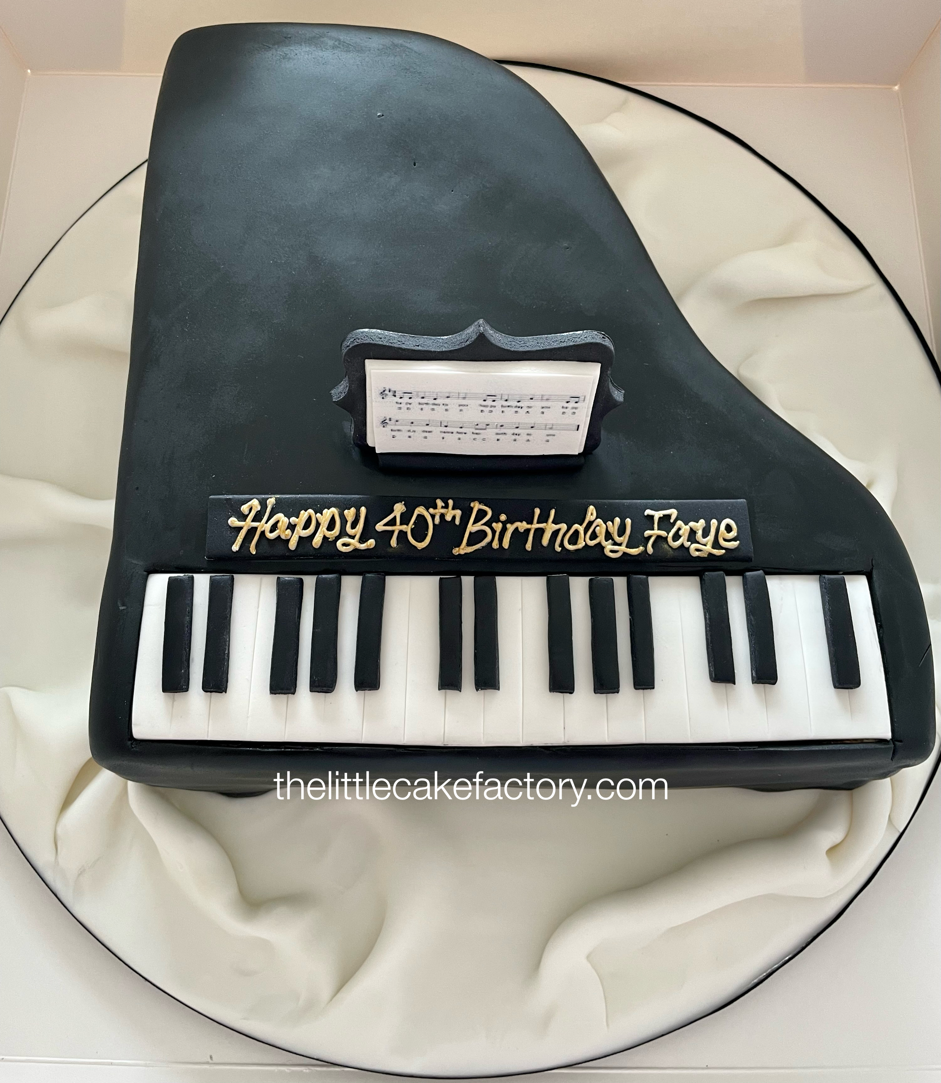 piano cake Cake | Novelty Cakes