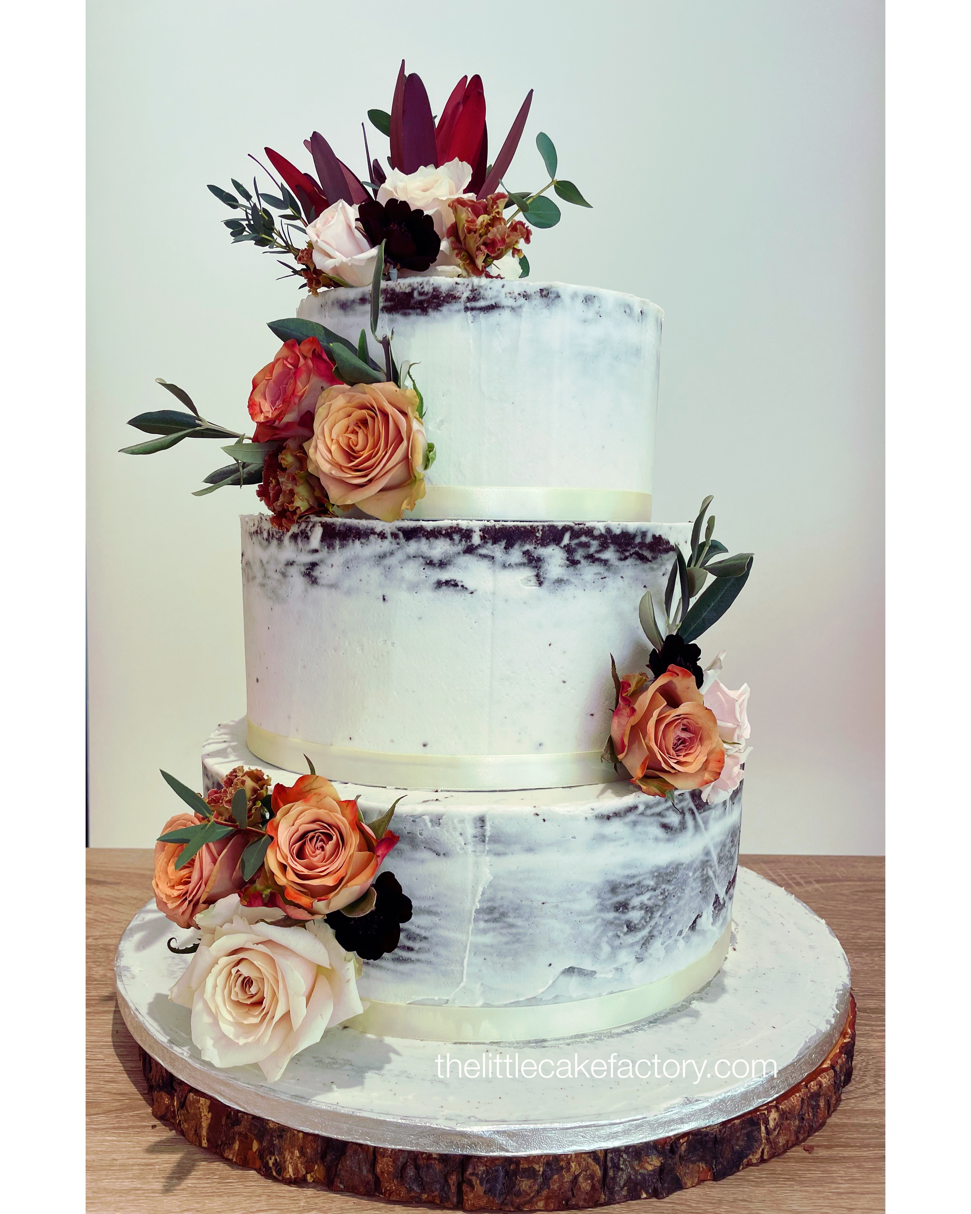holly  Cake | Wedding Cakes