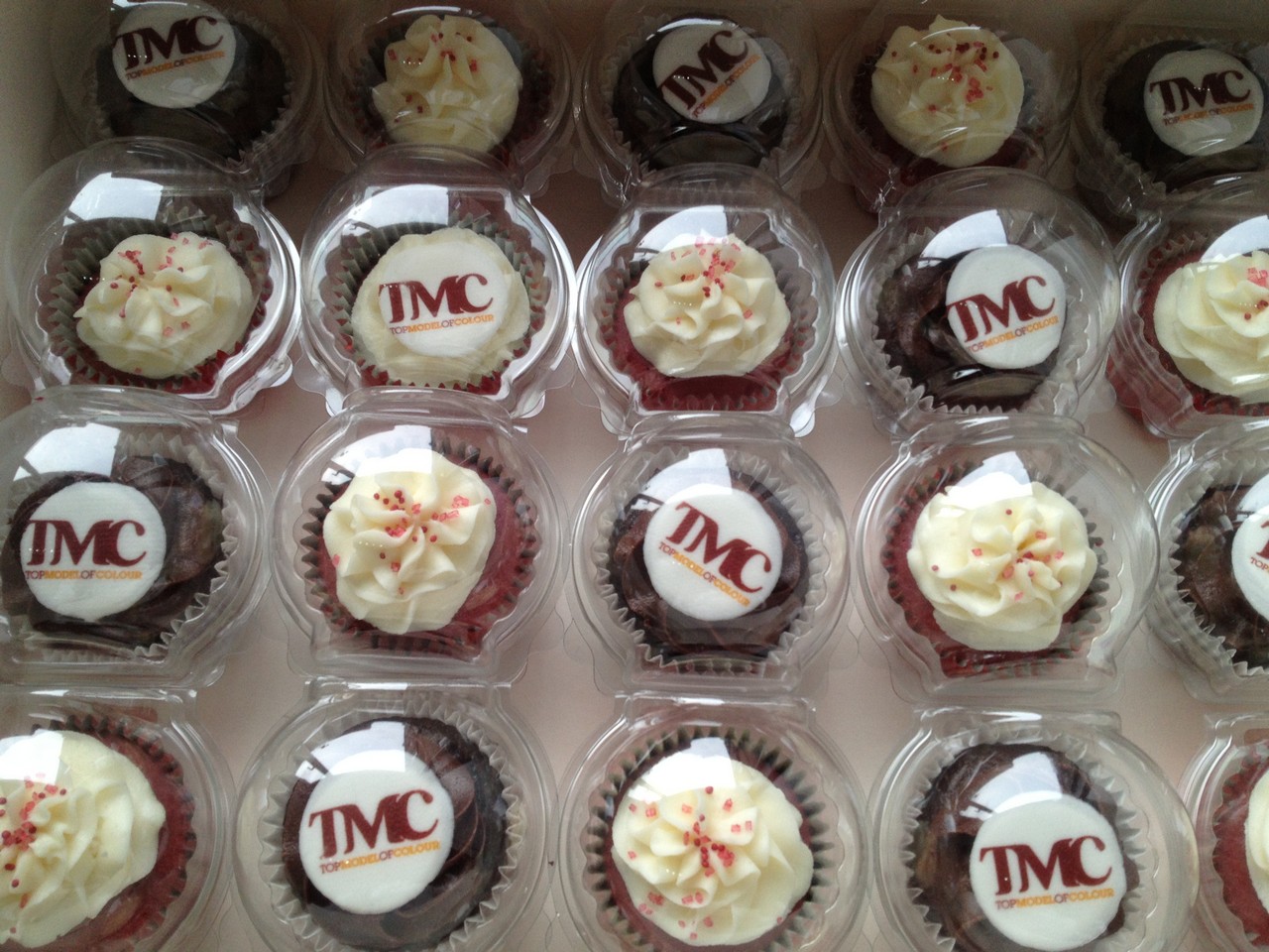 TMC Top Model Of Colour  Cake | Cupcakes Cakes