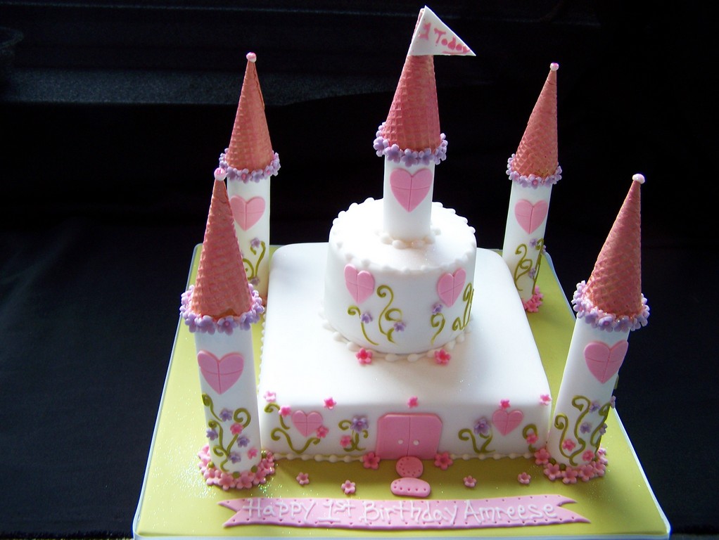 Fairy Castle Cake | Novelty Cakes