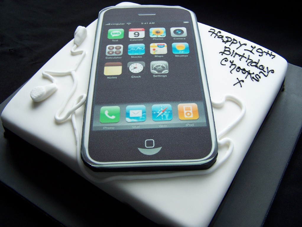 i Pod Touch Cake | Novelty Cakes
