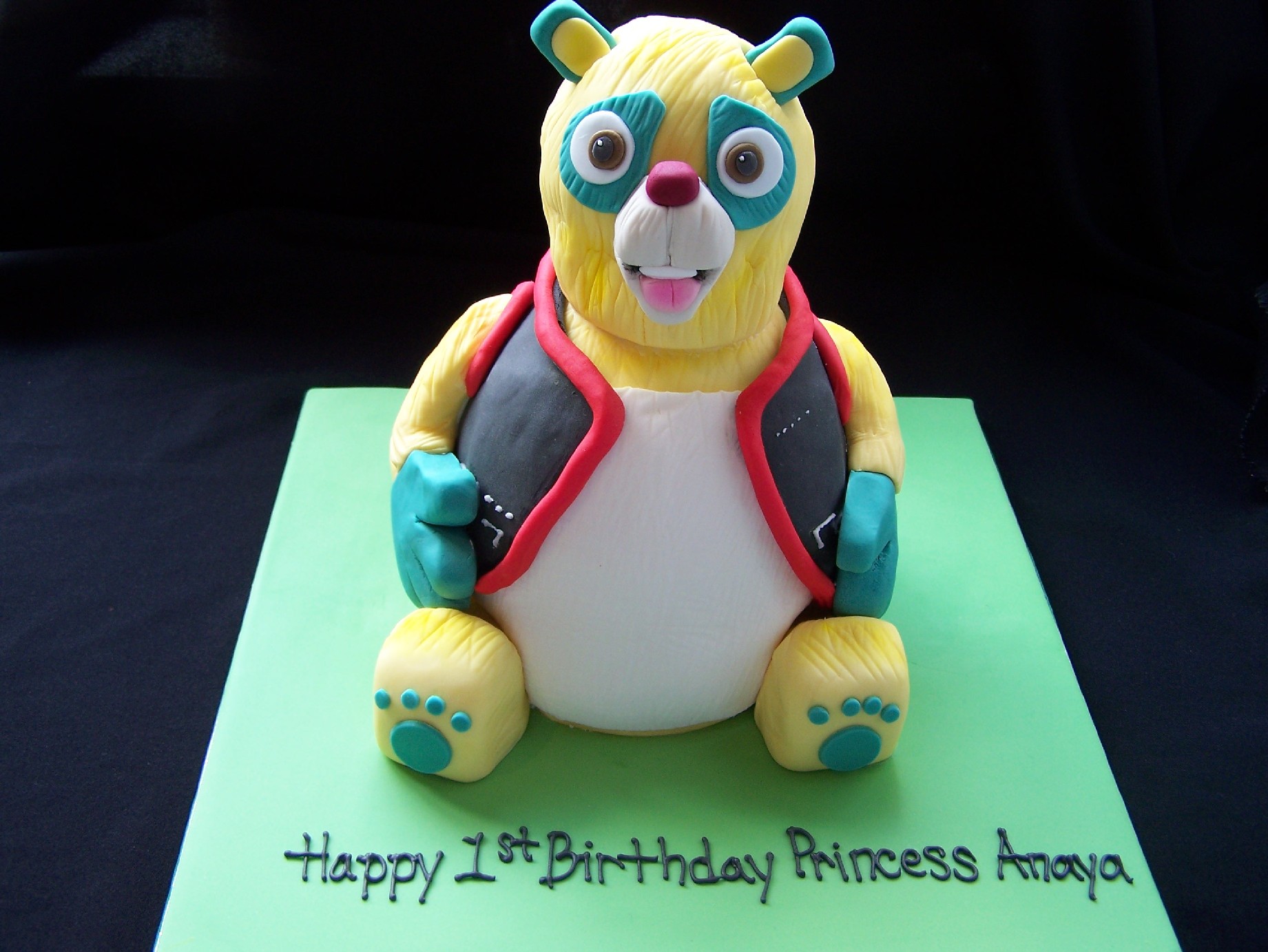 Special Agent Oso Cake | Novelty Cakes