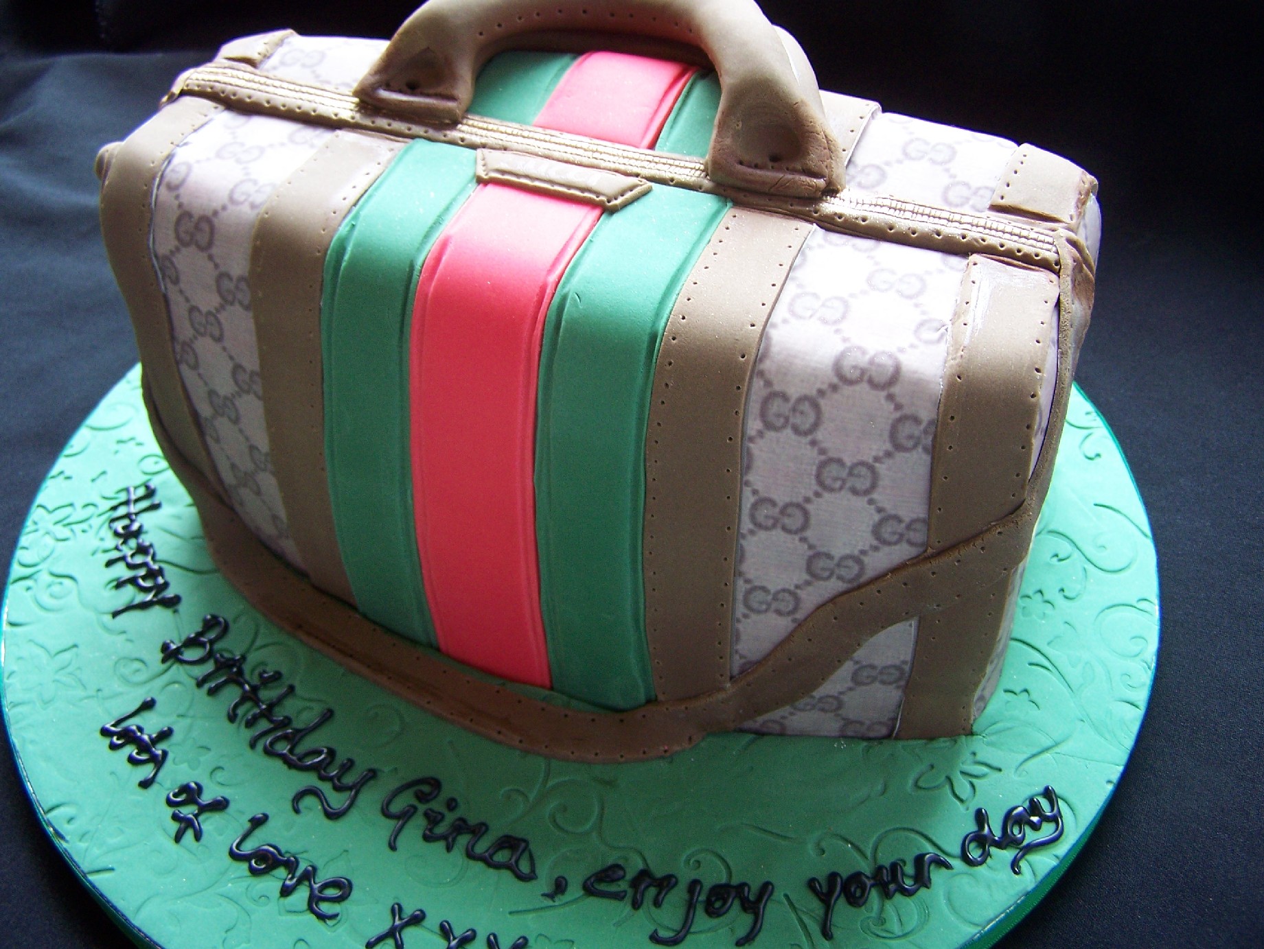 Gucci Handbag Cake | Novelty Cakes