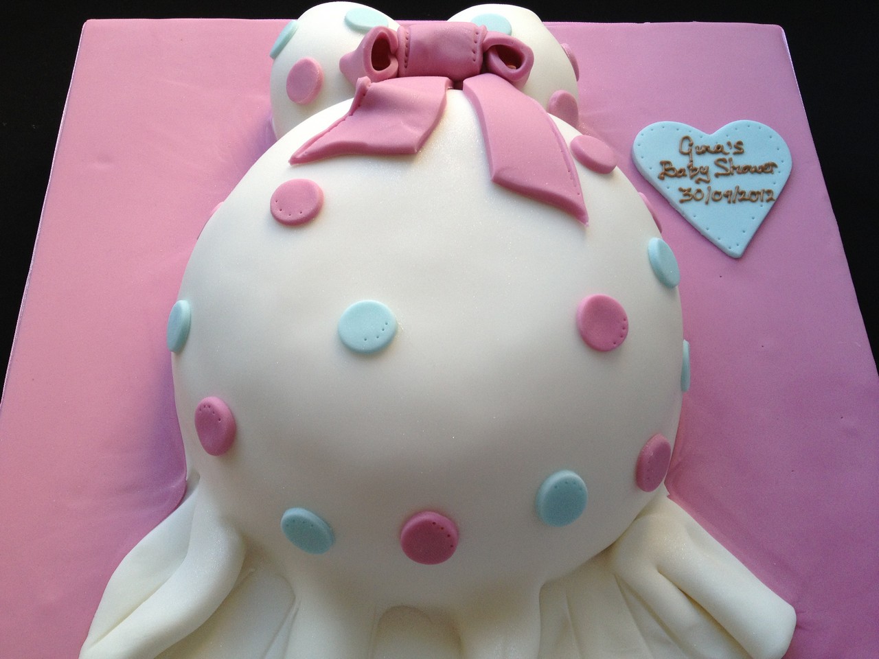 Pregnant Bump Cake | Novelty Cakes