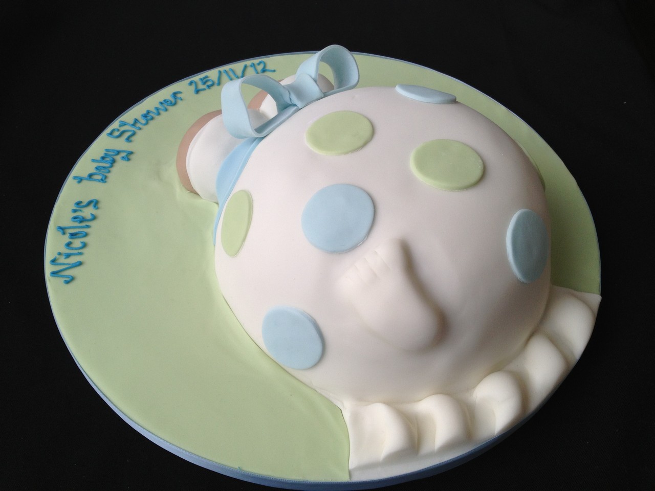 Pregnant Tummy  Cake | Novelty Cakes