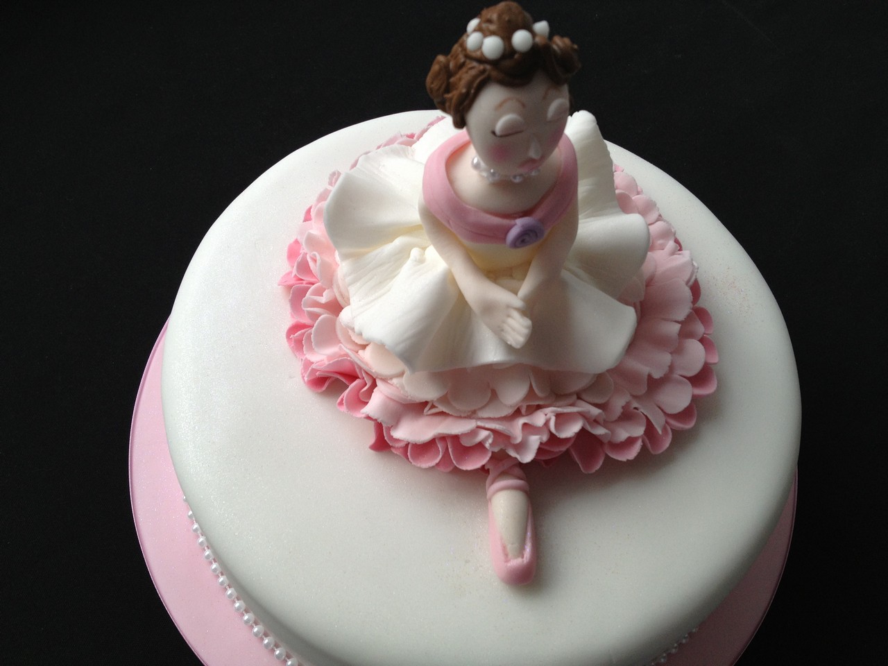 Ballerina  Cake | Novelty Cakes