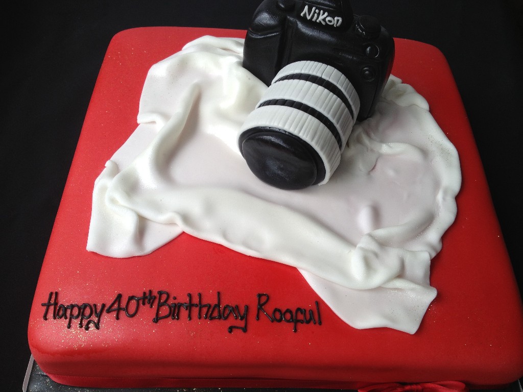 Red Base Camera Cake Cake |  Cakes
