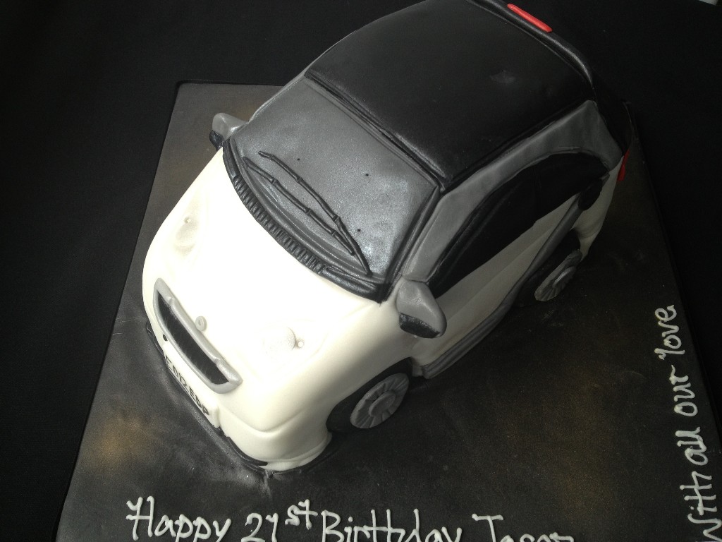 Smart Car Cake |  Cakes