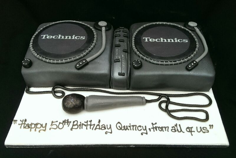 Technics Decks Cake |  Cakes