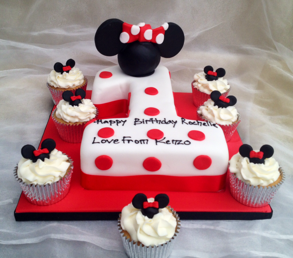 Minnie Mouse Red Bow Cake |  Cakes