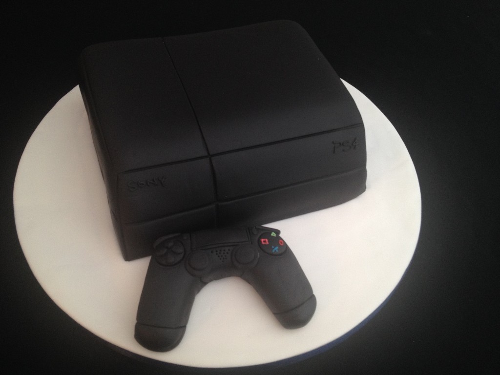PS4 Cake |  Cakes