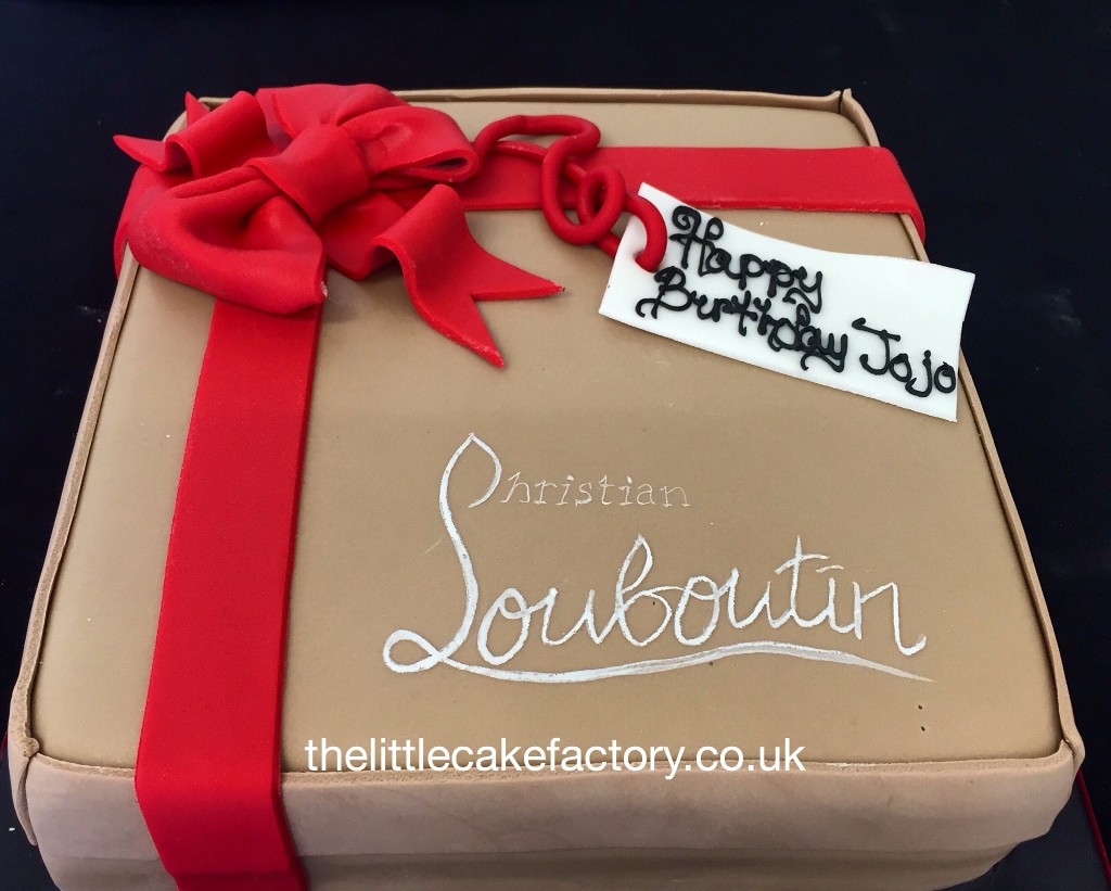 Gift Box Cake |  Cakes